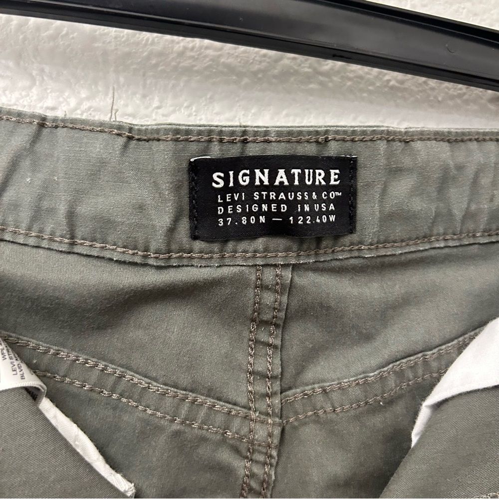 Signature Levi Strauss & Co Green Straight Leg Pants with Black Belt Size 36 - Picture 8 of 14